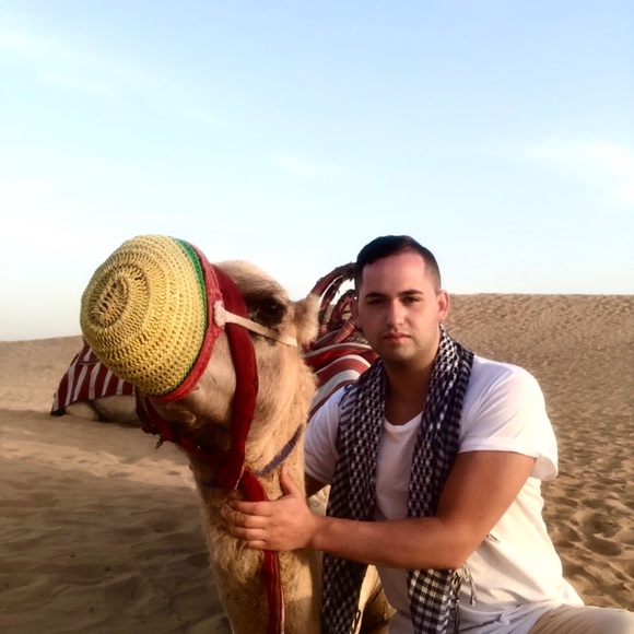 Meet your Posher, Brandon - Picture 1 of 1